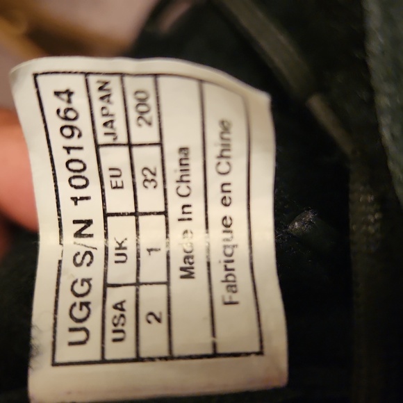 UGG boots *Never Worn* - Picture 3 of 10